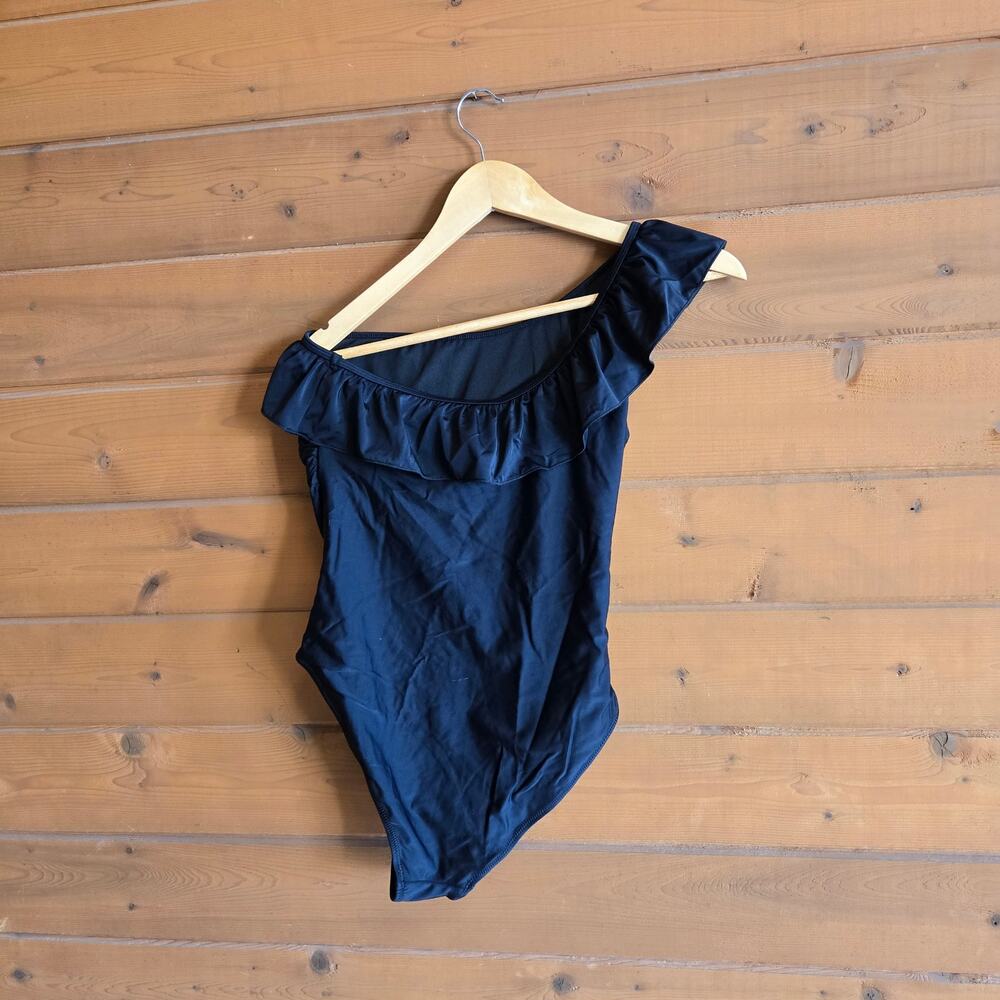 Dokotoo Ruffled One Shoulder Swimsuit NWT M One Piece Black Ruched Beach Summer - Picture 3 of 5